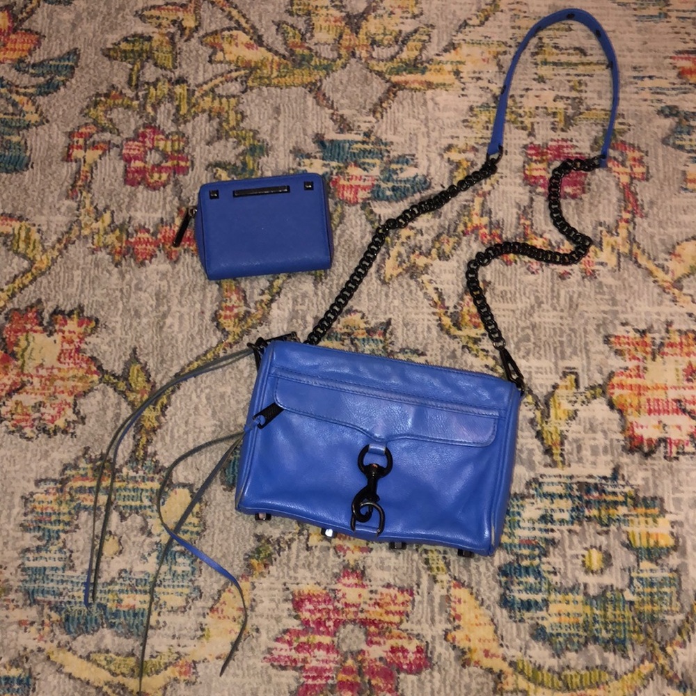 BOLD Mini Mac Crossbody!